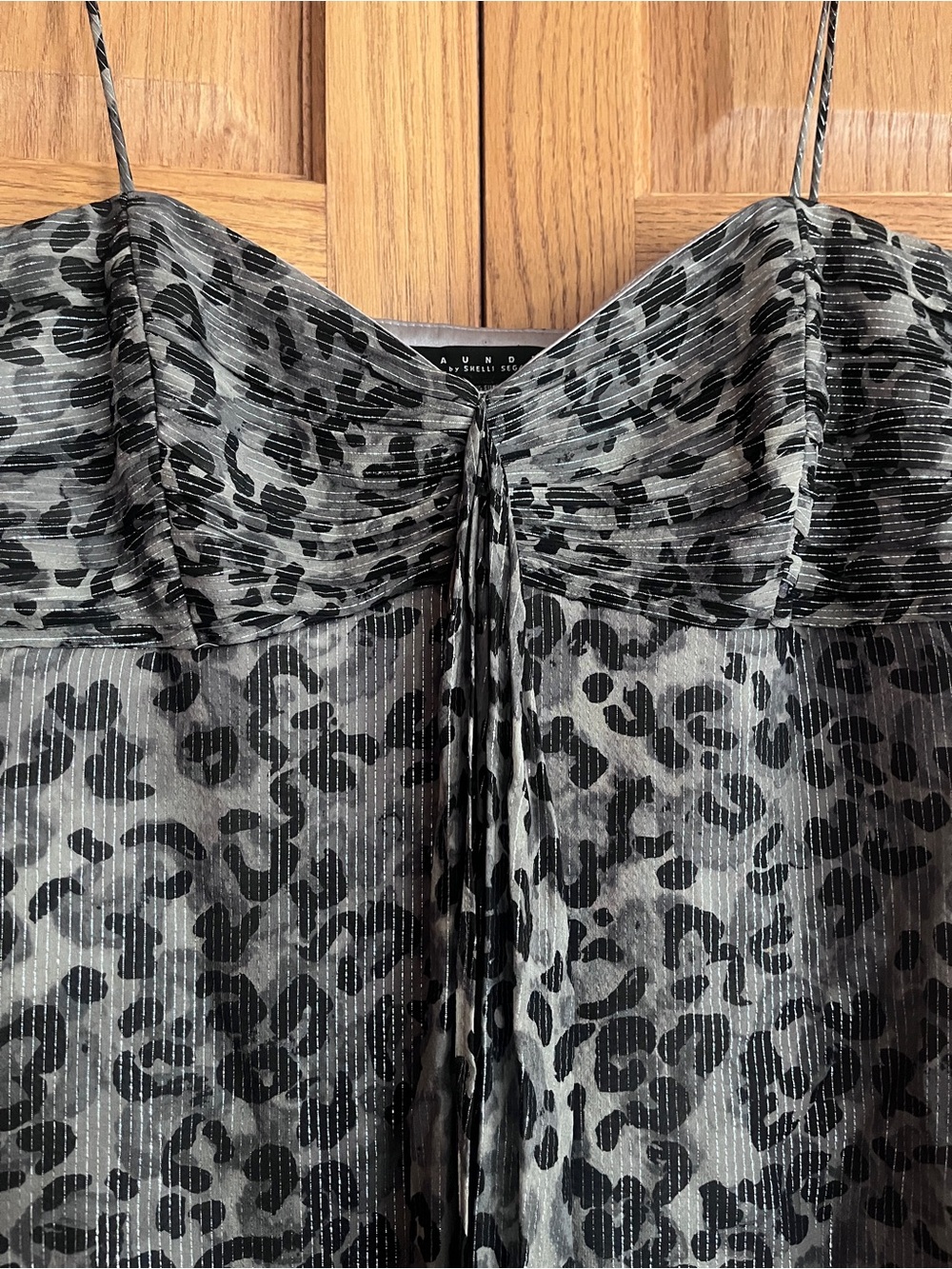 Laundry By Shelli Segal Gray Leopard Print Cami - Picture 2 of 4